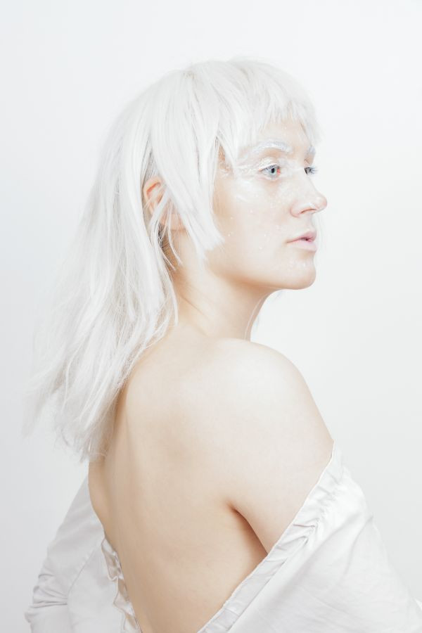 Leila snow, are Greteau
